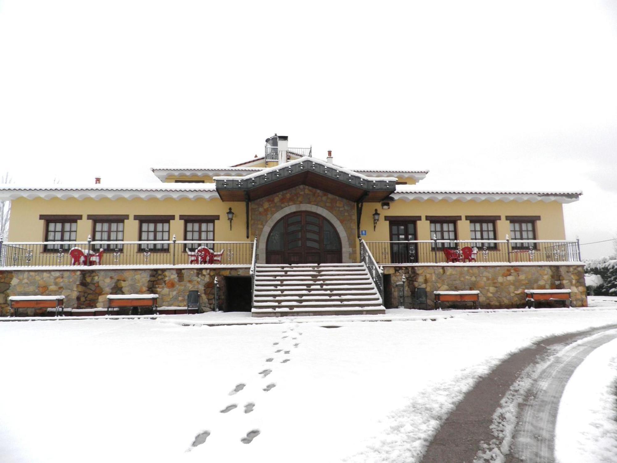 Hotel De Montana Rubielos Rubielos De Mora Exteriör bild