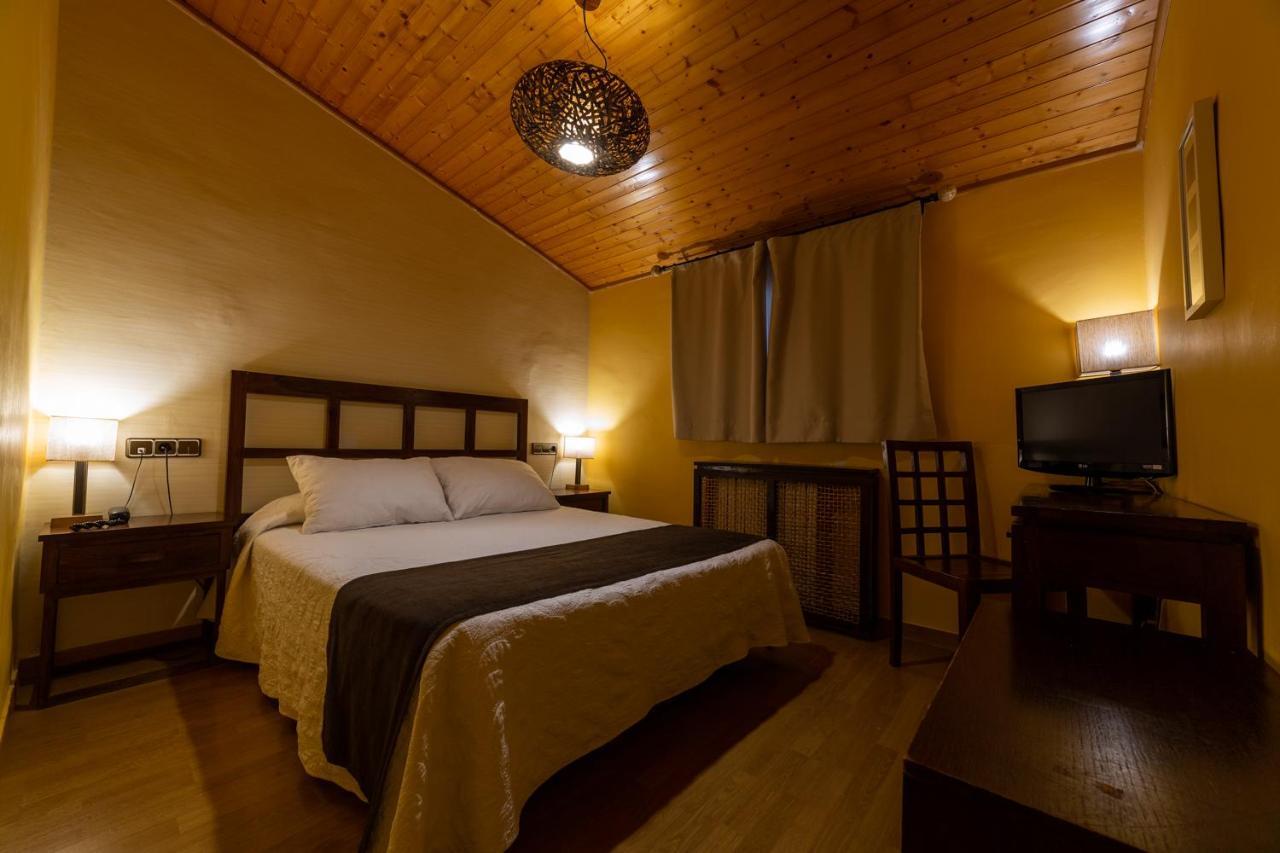 Hotel De Montana Rubielos Rubielos De Mora Exteriör bild